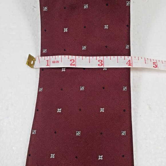 Louis Vuitton Men's Tie 100% Silk  Red Grenadine Damier Dot Pattern Italy - Picture 4 of 4